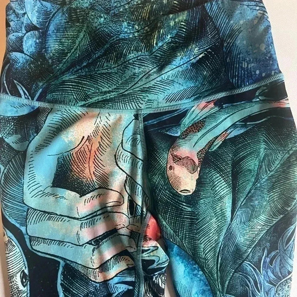 CHISPORTATE sustainable, living, yoga, leggings, size medium - Picture 7 of 9